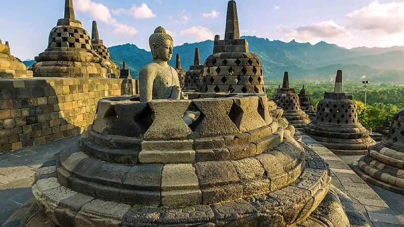 Top 5 Most Buddhist Countries in the Asia