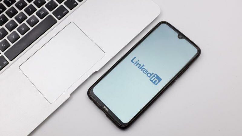 LinkedIn Introduces Company Page Verification for Enhanced Business Credibility