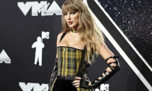 Taylor Swift Breaks Beyoncé’s Record for Most Solo MTV VMA Wins