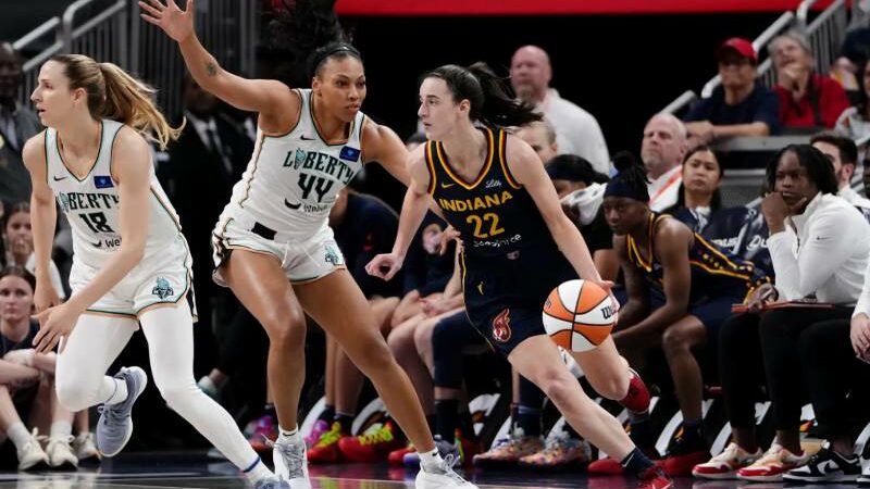 WNBA Playoffs 2024 Livestream: How to Watch All the Post-Season Games Online