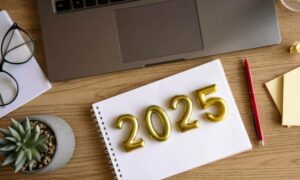 New Year 2025: Top 10 Game-Changing New Year’s Resolutions for Business Growth